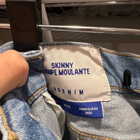 Blue Denim Jeans - Picture 3 of 3